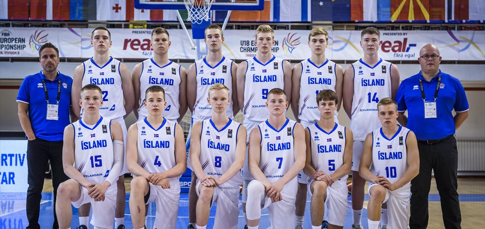 EM U18 drengja · Ísland í 11. sæti